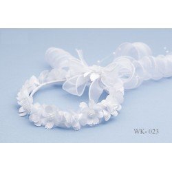 White Holy Communion Bun Headpiece style Wk-023