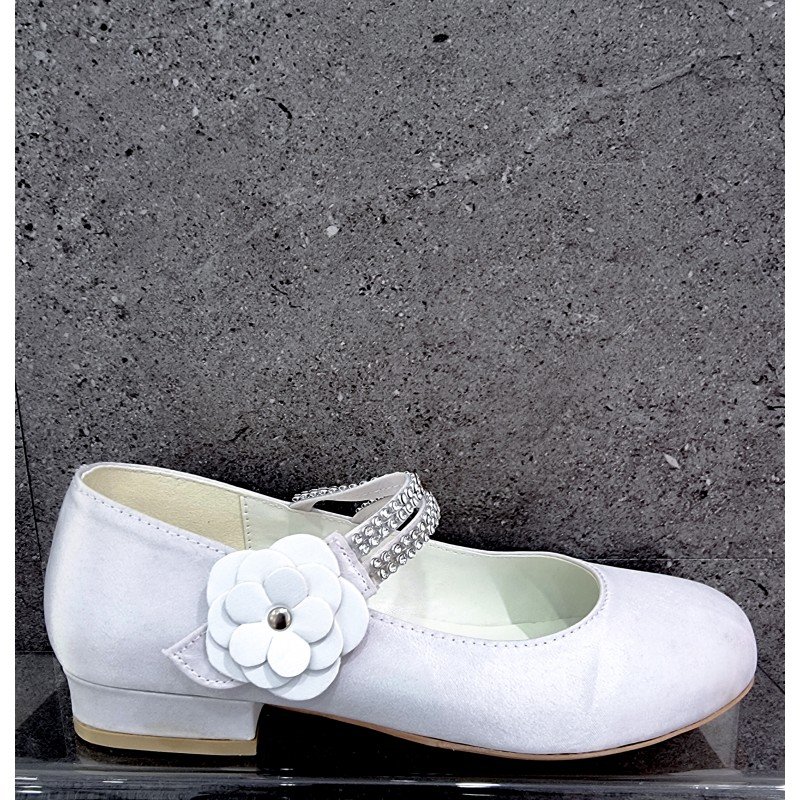 White holy hot sale communion shoes